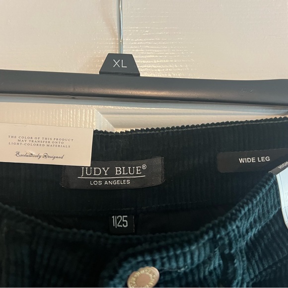 Judy Blue size 1 - Picture 4 of 4